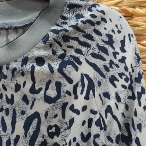 Melissa McCarthy Seven leopard print tunic style top size 1x - Picture 6 of 15